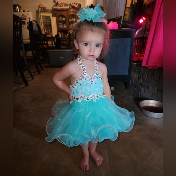 Pageant dress - Picture 6 of 7